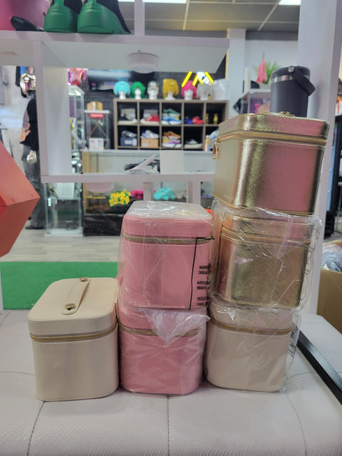 Glam Vanity Travel Case Set